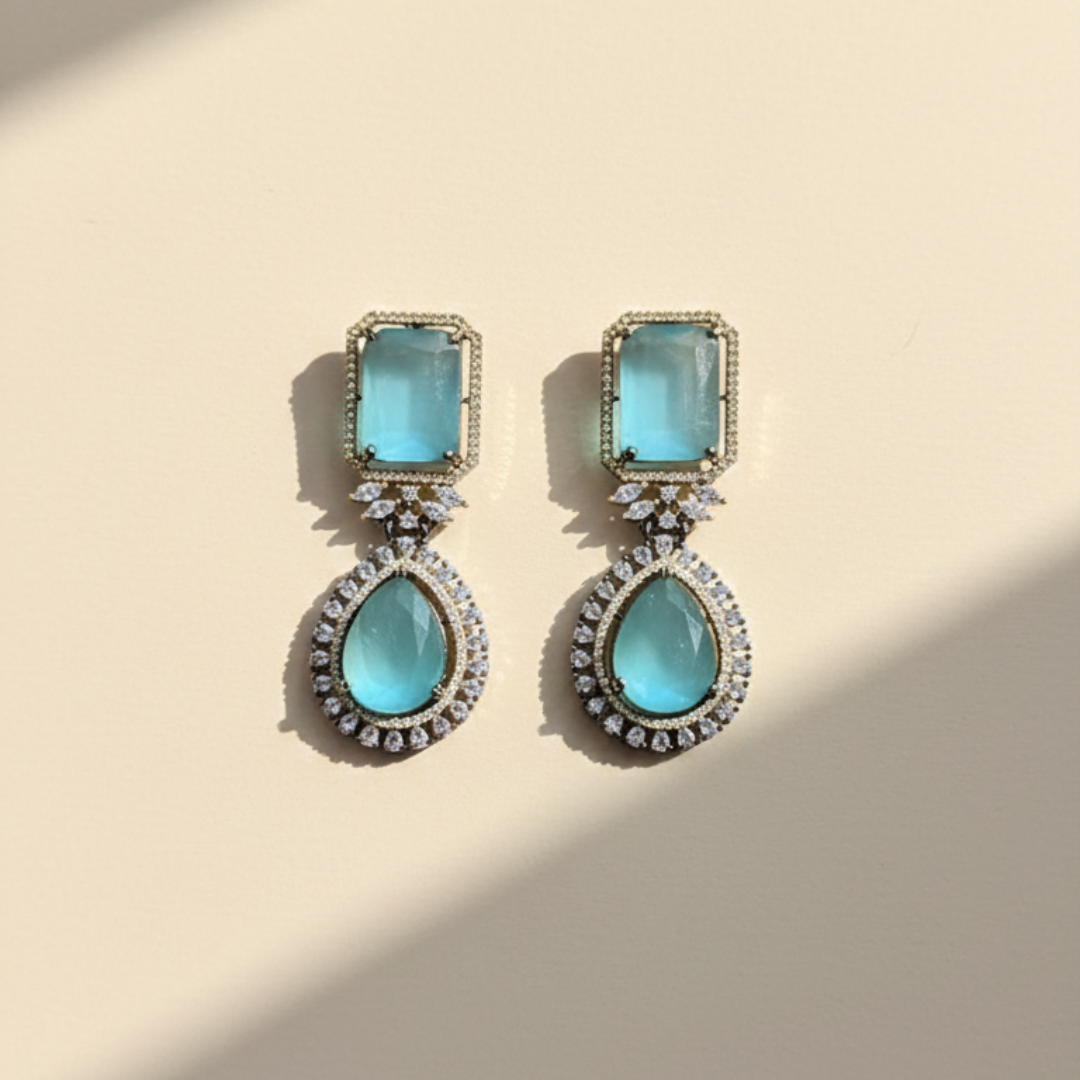 Emerald Green Teardrop Diamond-Style Necklace Set